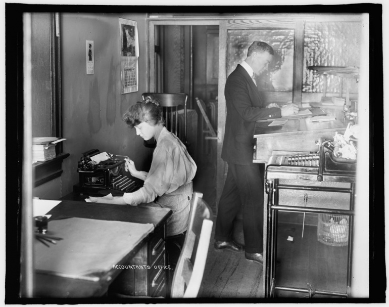 Old photograph of an accountant’s office